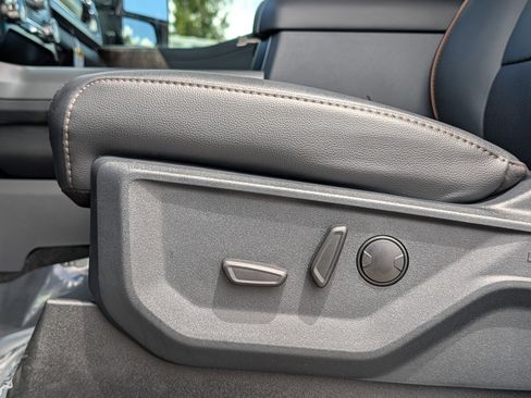 New 2026 Ford F250 Lariat w/ Lariat Ultimate Package AWD/4WD image 47