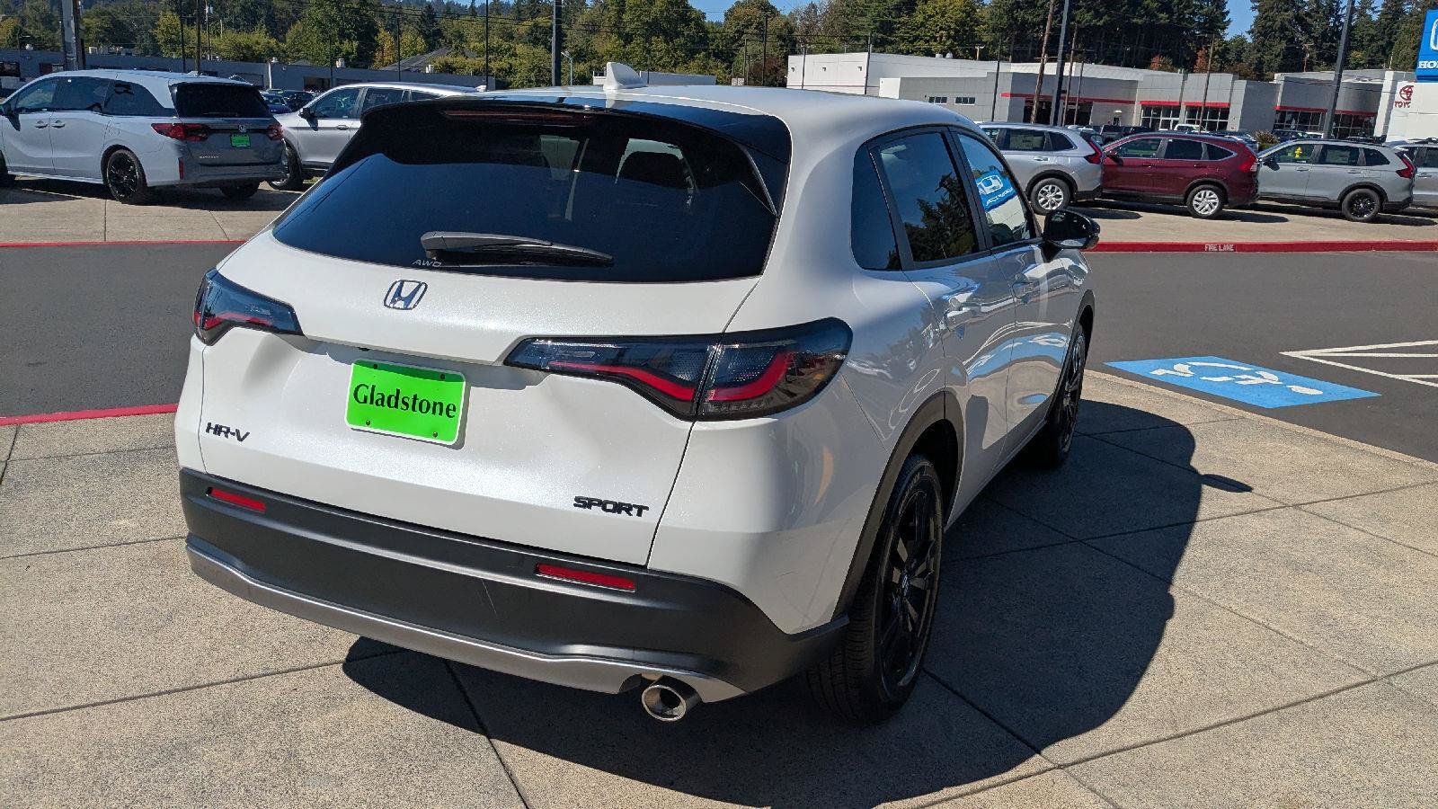 Used 2026 Honda HR-V Sport image 4