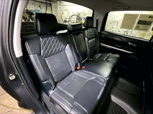 Used 2016 Toyota Tundra Platinum image 19