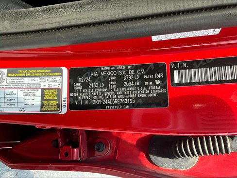 Used 2024 Kia Forte LXS FWD image 18