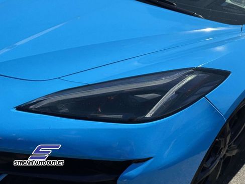 Used 2021 Chevrolet Corvette Stingray Premium Conv w/ Z51 Performance Package image 7