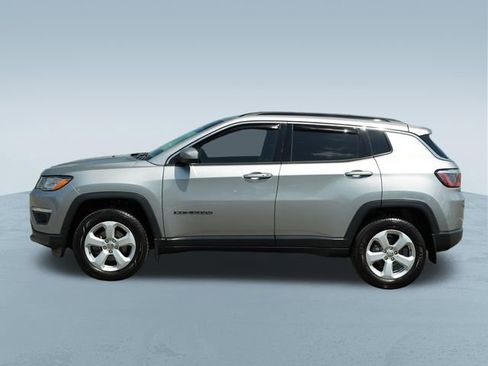 Used 2020 Jeep Compass Latitude w/ Cold Weather Group image 4