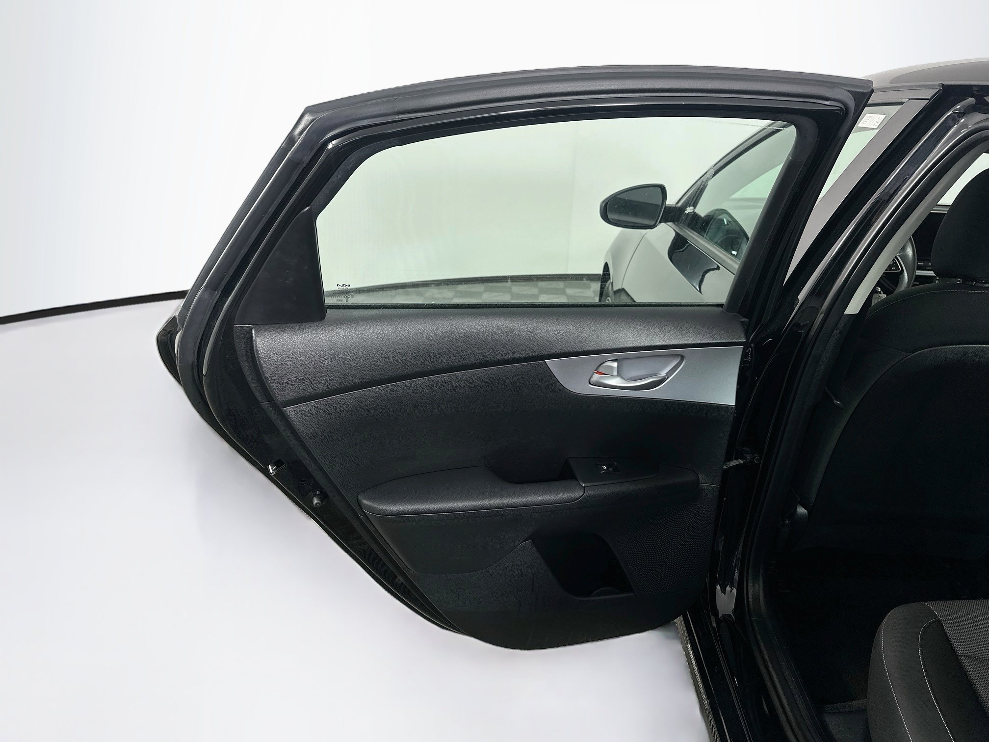 Used 2024 Kia Forte LXS FWD image 26