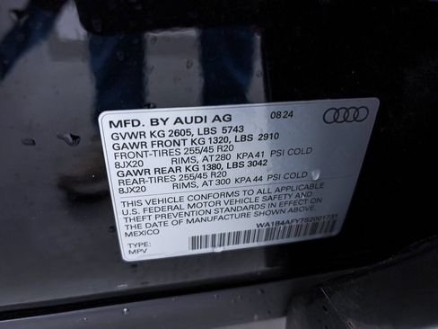 Used 2025 Audi SQ5 Premium Plus AWD/4WD image 38