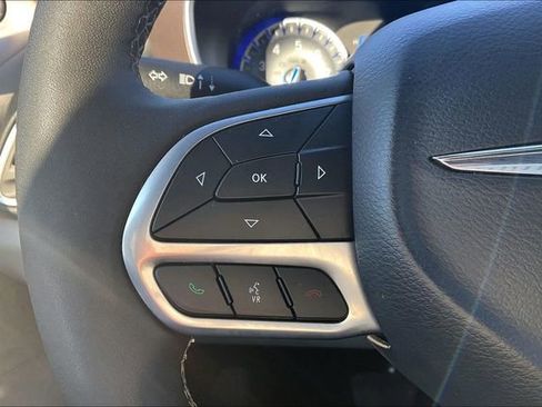 Used 2024 Chrysler Voyager LX image 18