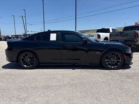 Used 2020 Dodge Charger Scat Pack w/ Plus Group RWD image 7