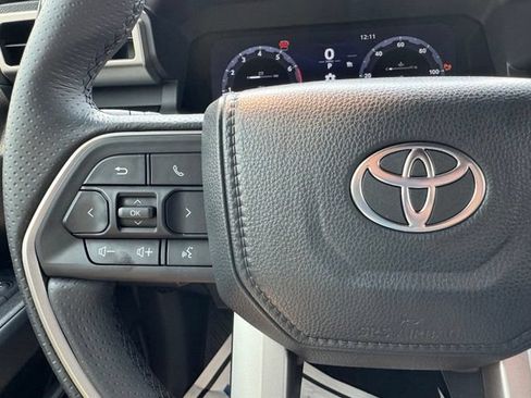 Used 2026 Toyota 4Runner TRD Off-Road Premium AWD/4WD image 27