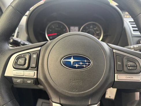 Used 2017 Subaru Forester 2.5i AWD/4WD image 14