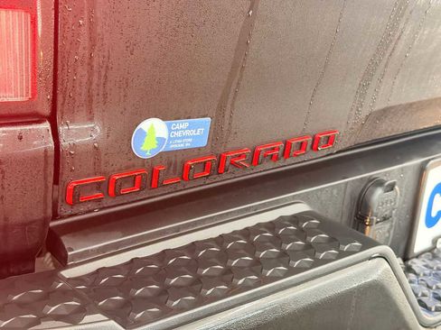Used 2024 Chevrolet Colorado ZR2 w/ Technology Package image 12