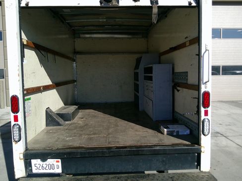 Used 2015 Ford E-350 and Econoline 350 Super Duty RWD image 5