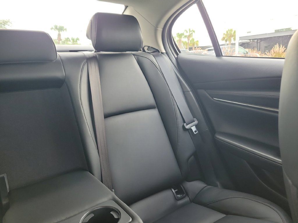 Used 2025 MAZDA MAZDA3 s FWD image 15
