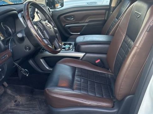 Used 2017 Nissan Titan Platinum Reserve image 17