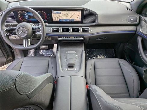 New 2026 Mercedes-Benz GLS 450 4MATIC image 13