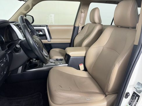 Used 2015 Toyota 4Runner Limited AWD/4WD image 11
