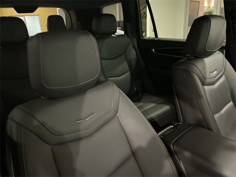 Certified 2025 Cadillac XT6 Premium Luxury w/ Technology Package image 21