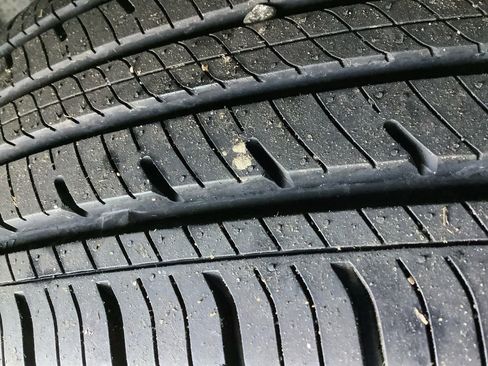 Used 2022 Chevrolet Trax LS w/ Tint and Cruise Package image 22