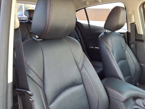 Used 2014 MAZDA MAZDA3 i Grand Touring FWD image 19