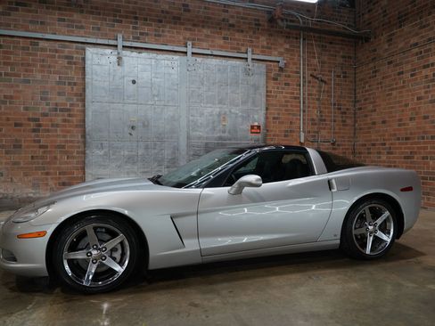 Used 2008 Chevrolet Corvette Coupe image 8