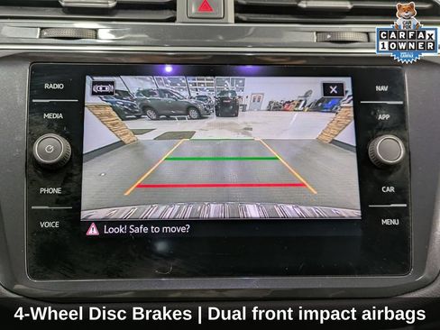 Used 2022 Volkswagen Tiguan SEL R-Line AWD/4WD image 18