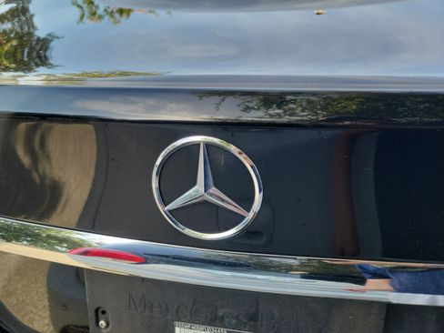Used 2015 Mercedes-Benz C 300 4MATIC Sedan image 21