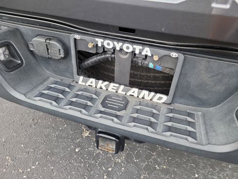 Used 2020 Toyota Tacoma SR5 image 11