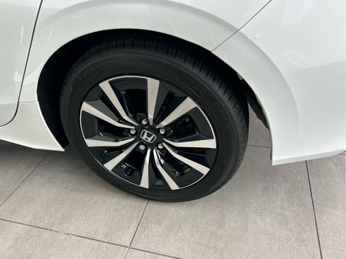 Used 2022 Honda Civic EX-L image 20
