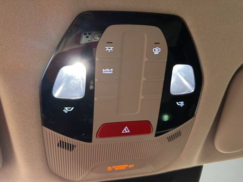 Used 2025 Kia K4 FWD image 21