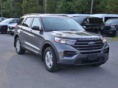 Used 2022 Ford Explorer XLT AWD/4WD image 7