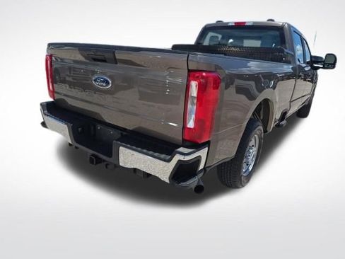 Used 2023 Ford F250 XL w/ XL Driver Assist Package RWD image 4
