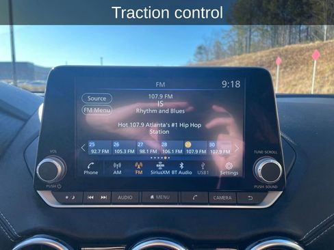 Used 2024 Nissan Sentra SV image 19