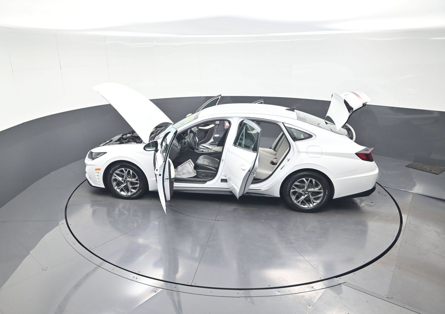 Used 2023 Hyundai Sonata SEL w/ Cargo Package FWD image 15