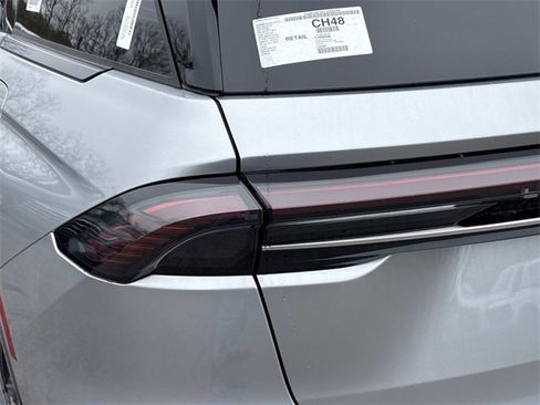 New 2026 Lincoln Nautilus Reserve w/ Jet Appearance Package image 11