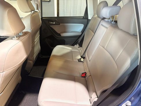 Used 2015 Subaru Forester 2.5i Limited AWD/4WD image 11