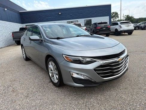 Used 2024 Chevrolet Malibu LT FWD image 7