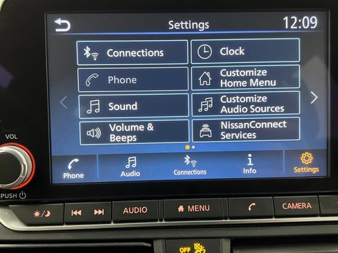 Used 2025 Nissan Altima 2.5 SV FWD image 58