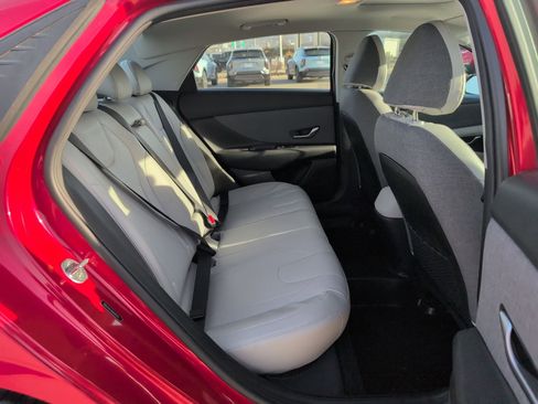 Used 2021 Hyundai Elantra Limited w/ Cargo Package image 27