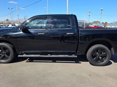 Used 2014 RAM 1500 Express w/ Black Ram 1500 Express Group image 8