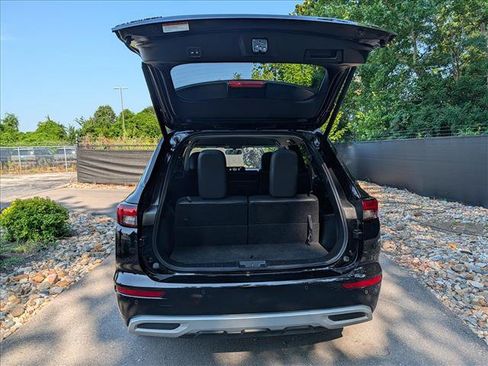 Used 2024 Mitsubishi Outlander SE FWD image 18