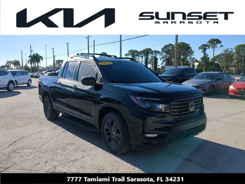 Used 2023 Honda Ridgeline Sport image 1