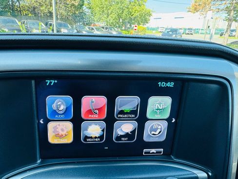 Used 2017 Chevrolet Silverado 1500 LTZ Z71 w/ LTZ Plus Package AWD/4WD image 43