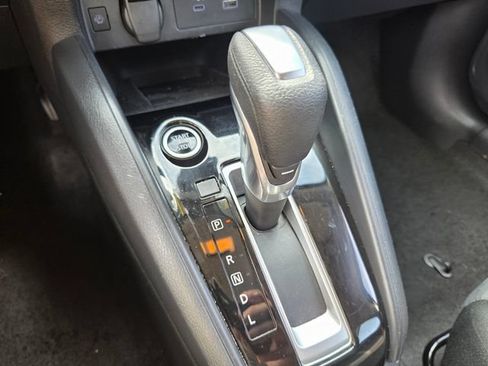 Used 2024 Nissan Versa SR FWD image 24