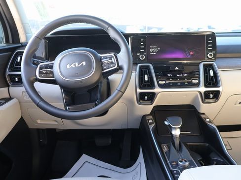 Used 2023 Kia Sorento X-Line EX image 20