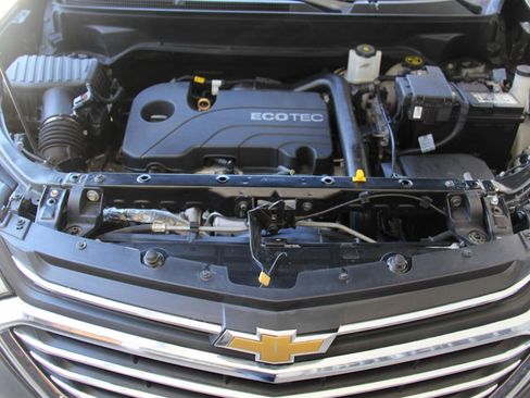 Used 2020 Chevrolet Equinox LT FWD image 29