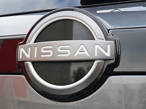 Certified 2025 Nissan Pathfinder Platinum w/ Cargo Package image 35