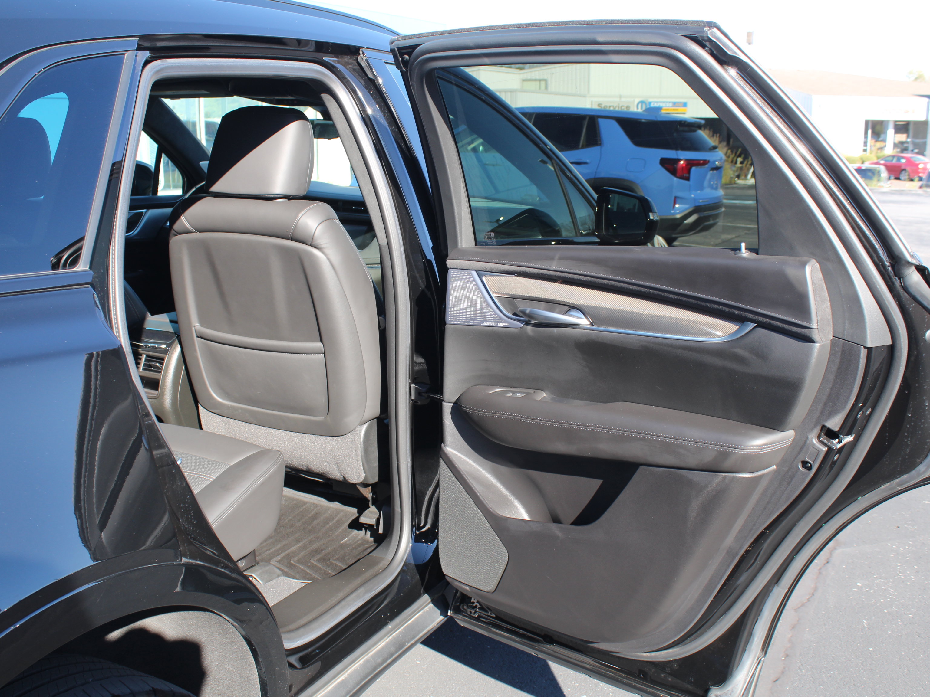 Used 2024 Cadillac XT5 Sportv w/ Platinum Package AWD/4WD image 25