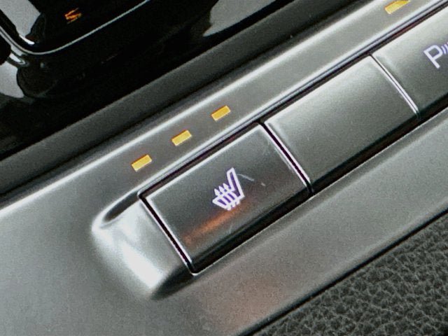 Certified 2026 Kia Carnival EX FWD image 20