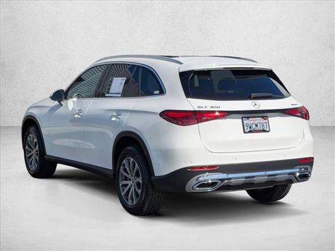 Used 2026 Mercedes-Benz GLC 300 4MATIC image 8