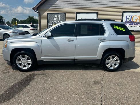 Used 2013 GMC Terrain SLE w/ Safety Package FWD image 8
