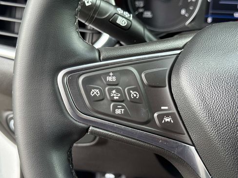 Used 2024 Chevrolet Equinox LT image 11