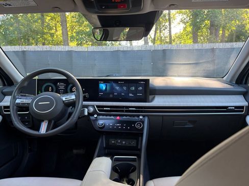 Used 2025 Hyundai Sonata SEL FWD image 33